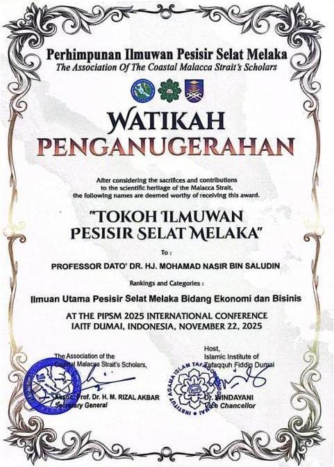 Penganugerahan Tokoh Ilmuwan Pesisir Selat Melaka kepada YBhg Prof Dato Dr Hj M Nasir b Hj Saludin